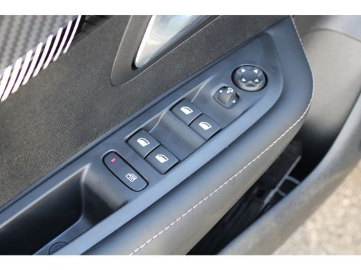 Peugeot e-208 EV Allure Avantage 51 kWh Automaat ActivLease financial lease