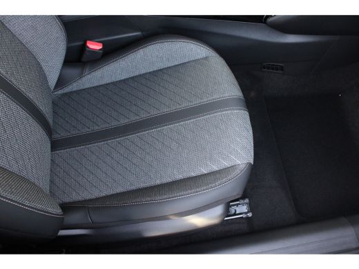 Peugeot e-208 EV Allure Avantage 51 kWh Automaat ActivLease financial lease