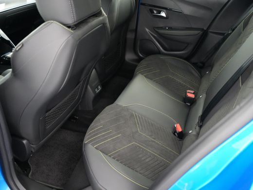 Peugeot e-208 GT | 8 jaar fabrieksgarantie of 160.000 kilometer op het accupakket | Adaptieve cruise control me... ActivLease financial lease