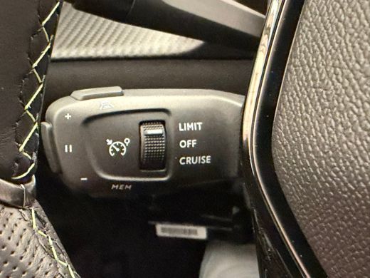 Peugeot e-208 GT | Adaptieve cruise control met Stop&Go functie | Elektrische parkeerrem | Elektrische parkeerrem ActivLease financial lease