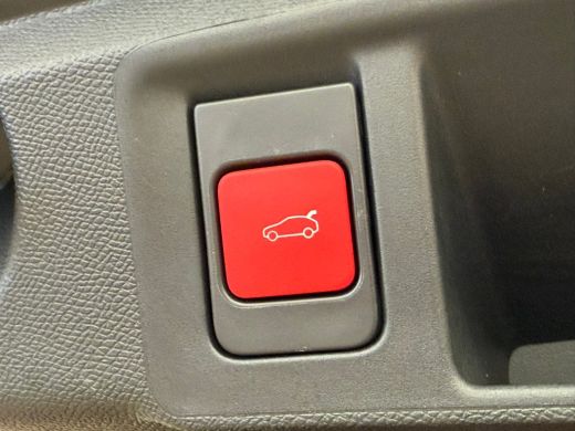 Peugeot e-308 GT Avantage EV 54 kWh 8 jaar Garantie | Navigatie | Stoel+Stuurverwarming | Camera V+A | Elek. Kl... ActivLease financial lease