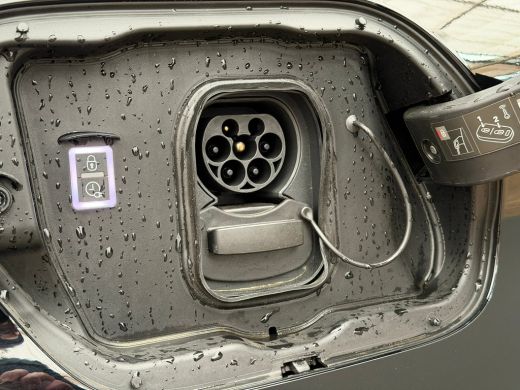 Peugeot e-308 GT Avantage EV 54 kWh 8 jaar Garantie | Navigatie | Stoel+Stuurverwarming | Camera V+A | Elek. Kl... ActivLease financial lease