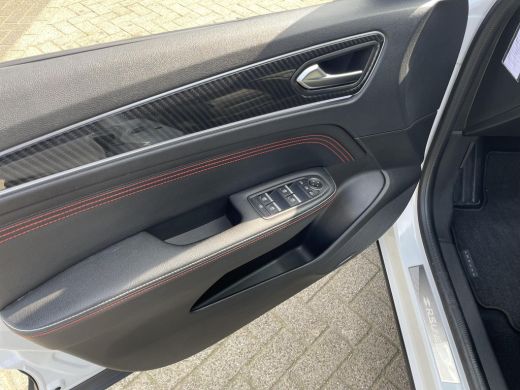 Renault Arkana 1.6 E-Tech Hybrid 145 R.S. Line | Stoelverwarming| Leder | ActivLease financial lease