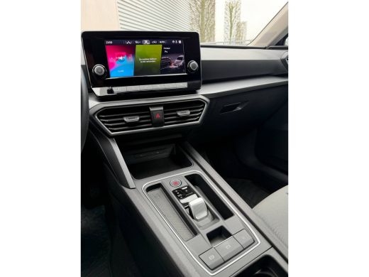 Seat Leon 1.5 eTSI Style Business Intense ACC-Stuur/Stoel Verw ActivLease financial lease