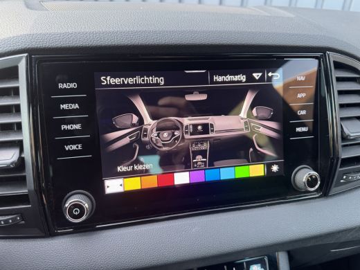 Skoda Karoq 1.5 TSI ACT Sportline Business | 360 Camera | Canton | Elk. A-klep | Side Assist | Prijs Rijklaar!! ActivLease financial lease