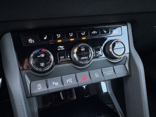 Skoda Karoq 1.5 TSI ACT Sportline Business | 360 Camera | Canton | Elk. A-klep | Side Assist | Prijs Rijklaar!! ActivLease financial lease