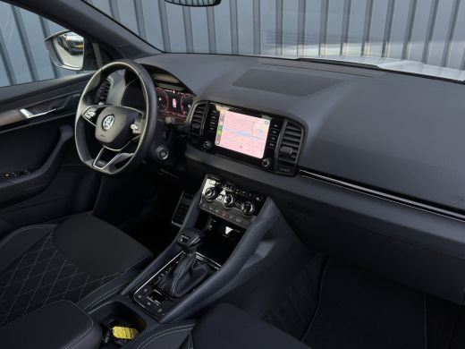 Skoda Karoq 1.5 TSI ACT Sportline Business | 360 Camera | Canton | Elk. A-klep | Side Assist | Prijs Rijklaar!! ActivLease financial lease