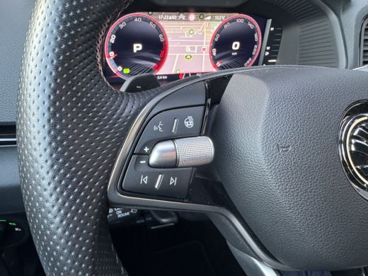 Skoda Karoq 1.5 TSI ACT Sportline Business | 360 Camera | Canton | Elk. A-klep | Side Assist | Prijs Rijklaar!! ActivLease financial lease