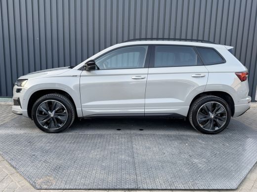 Skoda Karoq 1.5 TSI ACT Sportline Business | 360 Camera | Canton | Elk. A-klep | Side Assist | Prijs Rijklaar!! ActivLease financial lease