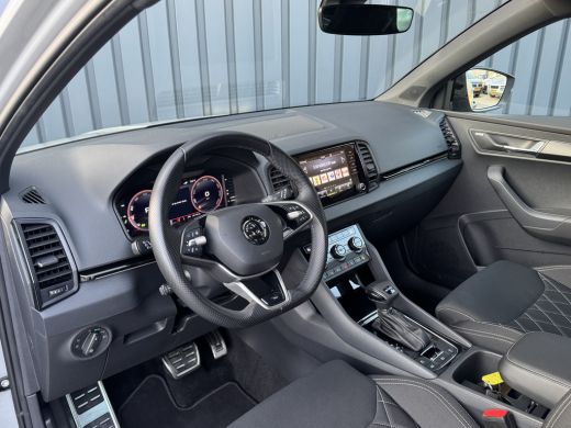 Skoda Karoq 1.5 TSI ACT Sportline Business | 360 Camera | Canton | Elk. A-klep | Side Assist | Prijs Rijklaar!! ActivLease financial lease