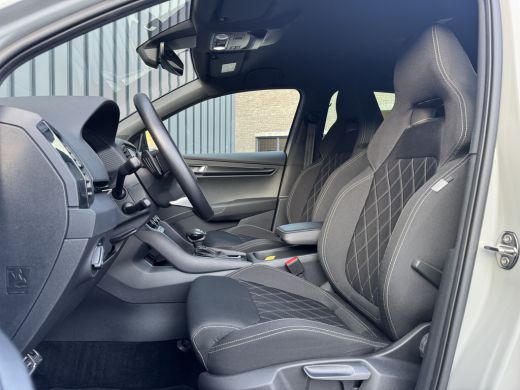 Skoda Karoq 1.5 TSI ACT Sportline Business | 360 Camera | Canton | Elk. A-klep | Side Assist | Prijs Rijklaar!! ActivLease financial lease