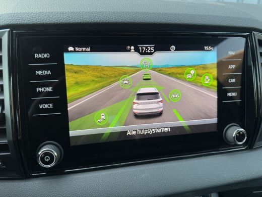 Skoda Karoq 1.5 TSI ACT Sportline Business | 360 Camera | Canton | Elk. A-klep | Side Assist | Prijs Rijklaar!! ActivLease financial lease