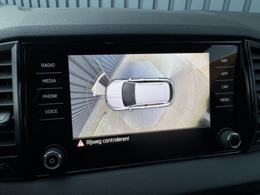 Skoda Karoq 1.5 TSI ACT Sportline Business | 360 Camera | Canton | Elk. A-klep | Side Assist | Prijs Rijklaar!! ActivLease financial lease