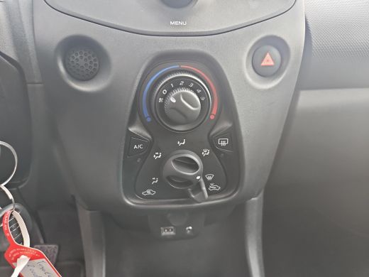 Toyota Aygo 1.0 VVT-i x-fun (Airco) ActivLease financial lease