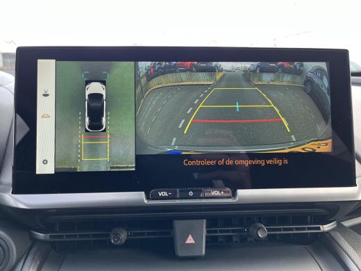 Toyota C-HR 2.0 Plug-in Hybrid 220 First Edition | Navigatie | Apple CarPlay/Android auto | 360 graden camera... ActivLease financial lease