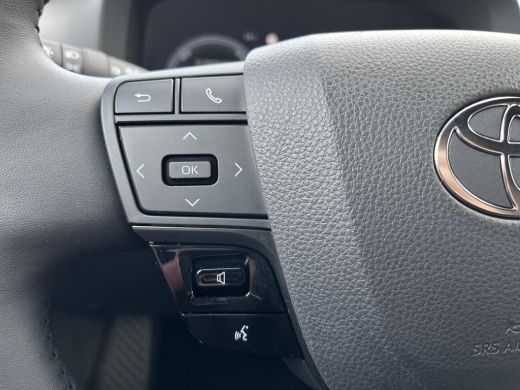 Toyota C-HR 2.0 Plug-in Hybrid 220 First Edition | Navigatie | Apple CarPlay/Android auto | 360 graden camera... ActivLease financial lease