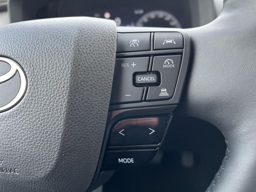 Toyota C-HR 2.0 Plug-in Hybrid 220 First Edition | Navigatie | Apple CarPlay/Android auto | 360 graden camera... ActivLease financial lease