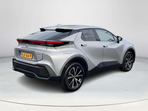 Toyota C-HR 2.0 Plug-in Hybrid 220 First Edition | Navigatie | Apple CarPlay/Android auto | 360 graden camera... ActivLease financial lease