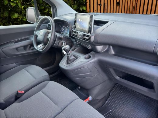 Toyota ProAce 1.2 Turbo Live Long Trekhaak | Imperiaal | In nette staat! ActivLease financial lease