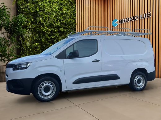 Toyota ProAce 1.2 Turbo Live Long Trekhaak | Imperiaal | In nette staat! ActivLease financial lease