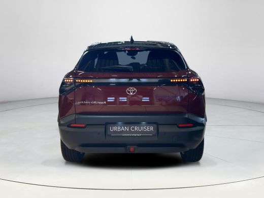 Toyota Urban Cruiser Executive 61 kWh ActivLease financial lease