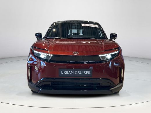 Toyota Urban Cruiser Executive 61 kWh ActivLease financial lease