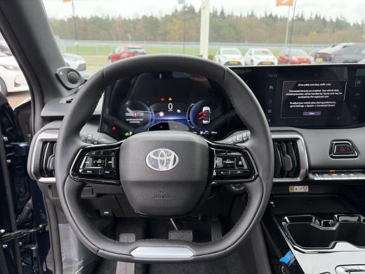 Toyota Urban Cruiser Executive 61 kWh ActivLease financial lease