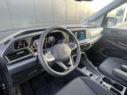 Volkswagen Caddy Limited Edition 1.5 E-Hybrid | Inclusief BPM | Trekhaak | Plug in Hybride | Digitaal Display | Le... ActivLease financial lease