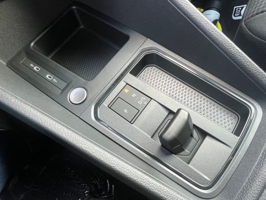 Volkswagen Caddy Limited Edition 1.5 E-Hybrid | Inclusief BPM | Trekhaak | Plug in Hybride | Digitaal Display | Le... ActivLease financial lease