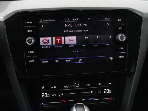 Volkswagen Passat 1.4 TSI PHEV GTE | Trekhaak | Stoelverwarming | Stoelverwarming | Camera | Massage | Carplay | Ma... ActivLease financial lease