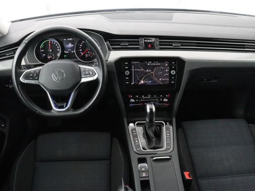 Volkswagen Passat 1.4 TSI PHEV GTE | Trekhaak | Stoelverwarming | Stoelverwarming | Camera | Massage | Carplay | Ma... ActivLease financial lease