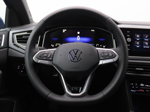 Volkswagen Polo 1.0 TSI R-Line Edition 95PK DSG Pano-Schuifdak, Keyless, Side Assist, Adaptieve Cruise Control, A... ActivLease financial lease