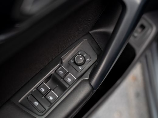 Volkswagen Tiguan Allspace 1.5 TSI Highline Business R 7p. | R-line | Trekhaak wegkl. | 360 Camera | Head Up | Prijs Rijklaar!! ActivLease financial lease