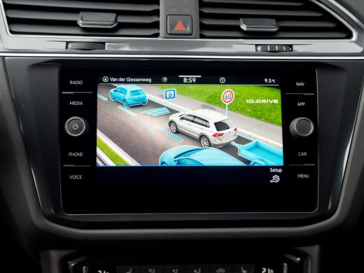 Volkswagen Tiguan Allspace 1.5 TSI Highline Business R 7p. | R-line | Trekhaak wegkl. | 360 Camera | Head Up | Prijs Rijklaar!! ActivLease financial lease