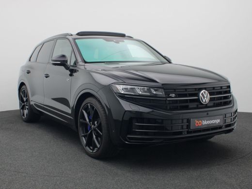 Volkswagen Touareg 3.0 TSi eHybrid 4MOTION R Edition 463PK Aut. matrix led, trekhaak, panoramadak, 360gr. camera, le... ActivLease financial lease