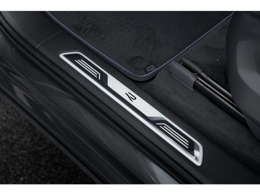 Volkswagen Touareg R Edition |  Comfort pakket | Buitenspiegels elektrisch instel-, verwarm- en inklapbaar | Diefsta... ActivLease financial lease