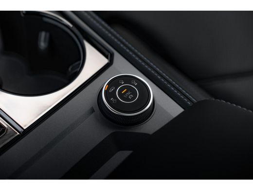 Volkswagen Touareg R Edition |  Comfort pakket | Buitenspiegels elektrisch instel-, verwarm- en inklapbaar | Diefsta... ActivLease financial lease