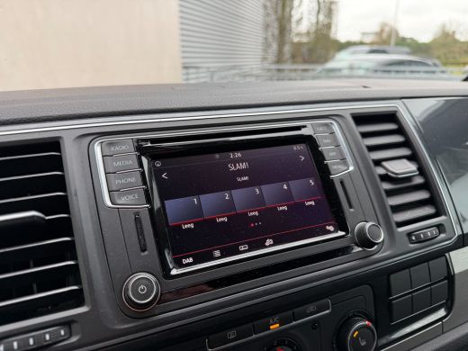 Volkswagen Transporter 2.0 TDI L2H1 DC Highline Bulli-Led-ACC-20"-Navi ActivLease financial lease