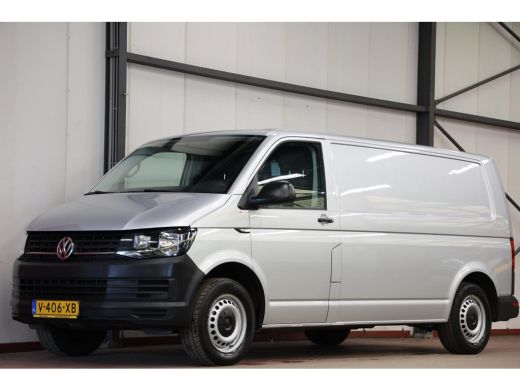 Volkswagen Transporter 2.0 TDI L2H1 LANG DSG AUTOMAAT NAVI Highline