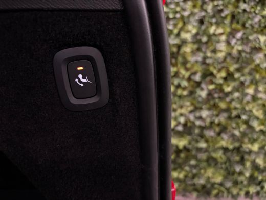 Volvo  XC90 T8 AWD Recharge Plus Dark Long Range | Trekhaak | Harman Kardon | 455pk | Adaptieve Cruise Contro... ActivLease financial lease