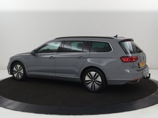 Volkswagen Passat 1.4 TSI PHEV GTE | Trekhaak | Stoelverwarming | Stoelverwarming | Camera | Massage | Carplay | Ma...
