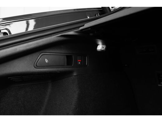 Audi Q6 e-tron S edition performance 100 kWh 306 pk | Trekhaak | Sportstoelen Plus | 360 Camera | Stuurverwarmin... ActivLease financial lease