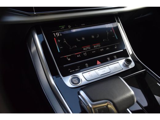 Audi Q7 60 TFSI e Competition Quattro / 2x S-line/ Standkachel/ Luchtvering/ Panoramadak/ Trekhaak/ ActivLease financial lease