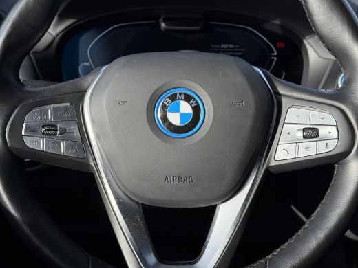 BMW iX3 Aut. High Executive 80 kWh | SoH 94% | Panorama | Leder | Memory | ActivLease financial lease