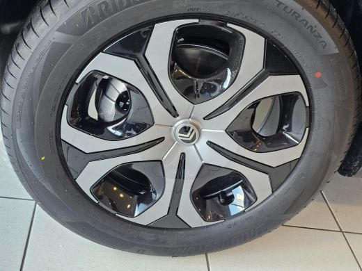 Citroën C3 Aircross Citroen 1.2 Hybrid 145pk Plus Climate Control | Camera | Apple Carplay/Android Auto ActivLease financial lease