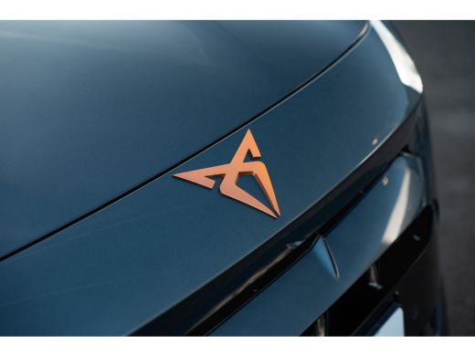 CUPRA Formentor 1.5 TSI e-Hybrid 272pk VZ Performance | "Immersive by Sennheiser" premium sound system package | ... ActivLease financial lease