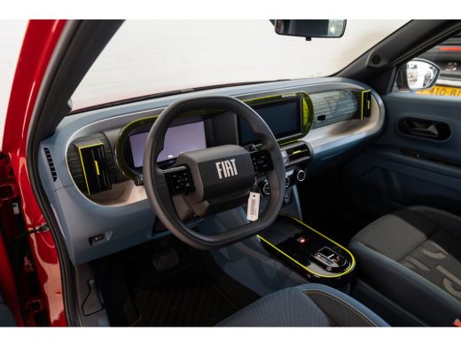 Fiat Grande Panda RED 11kW 44 kWh | 8 Jaar Garantie | Apple Carplay & Android Auto | Cruise Controle | Parkeersenso... ActivLease financial lease