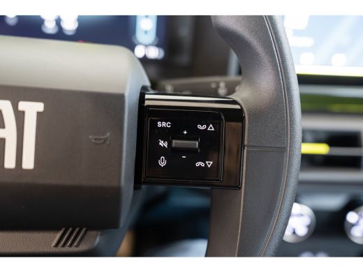 Fiat Grande Panda RED 11kW 44 kWh | 8 Jaar Garantie | Apple Carplay & Android Auto | Cruise Controle | Parkeersenso... ActivLease financial lease