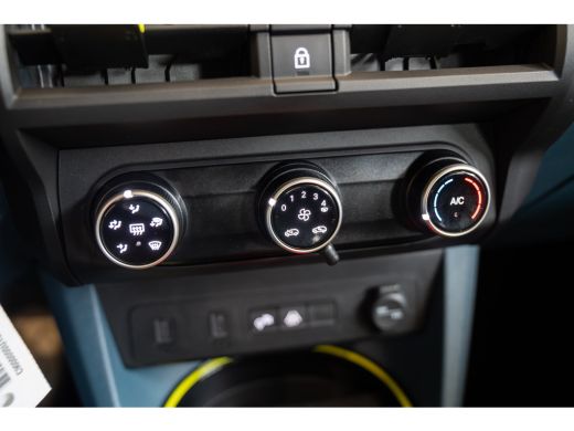 Fiat Grande Panda RED 11kW 44 kWh | 8 Jaar Garantie | Apple Carplay & Android Auto | Cruise Controle | Parkeersenso... ActivLease financial lease