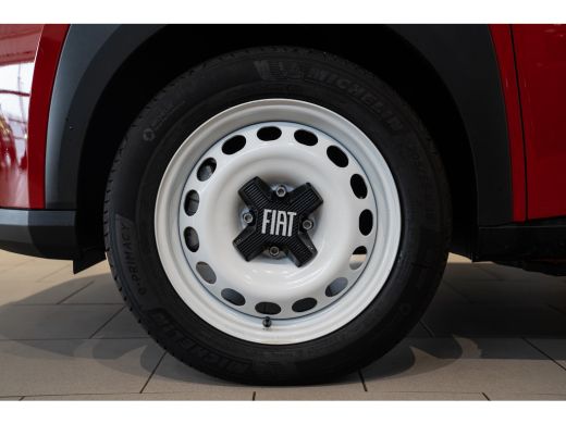 Fiat Grande Panda RED 11kW 44 kWh | 8 Jaar Garantie | Apple Carplay & Android Auto | Cruise Controle | Parkeersenso... ActivLease financial lease
